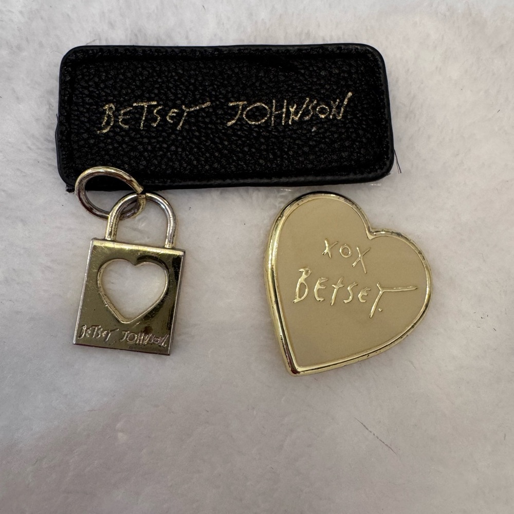Betsey Johnson Gold Heart, charm and Tag